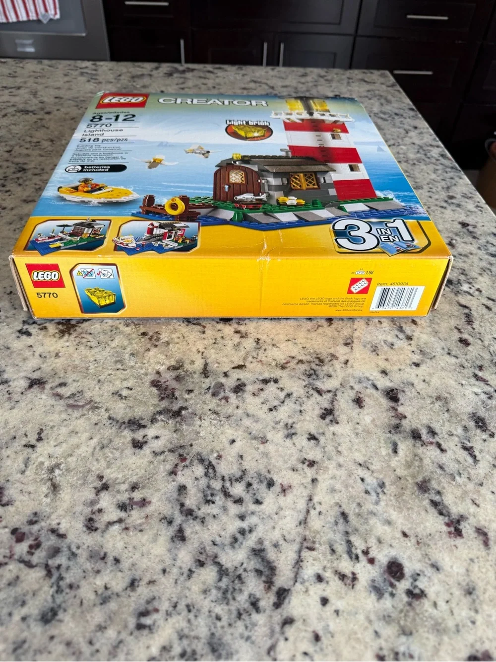 LEGO Creator: Lighthouse Island (5770) - 3-in-1 Set - NISB Flawed Box-See Pics